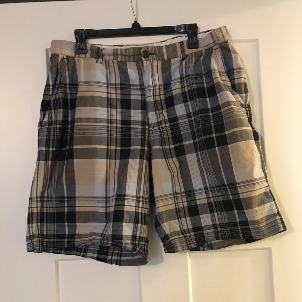 Banana republic men’s shorts